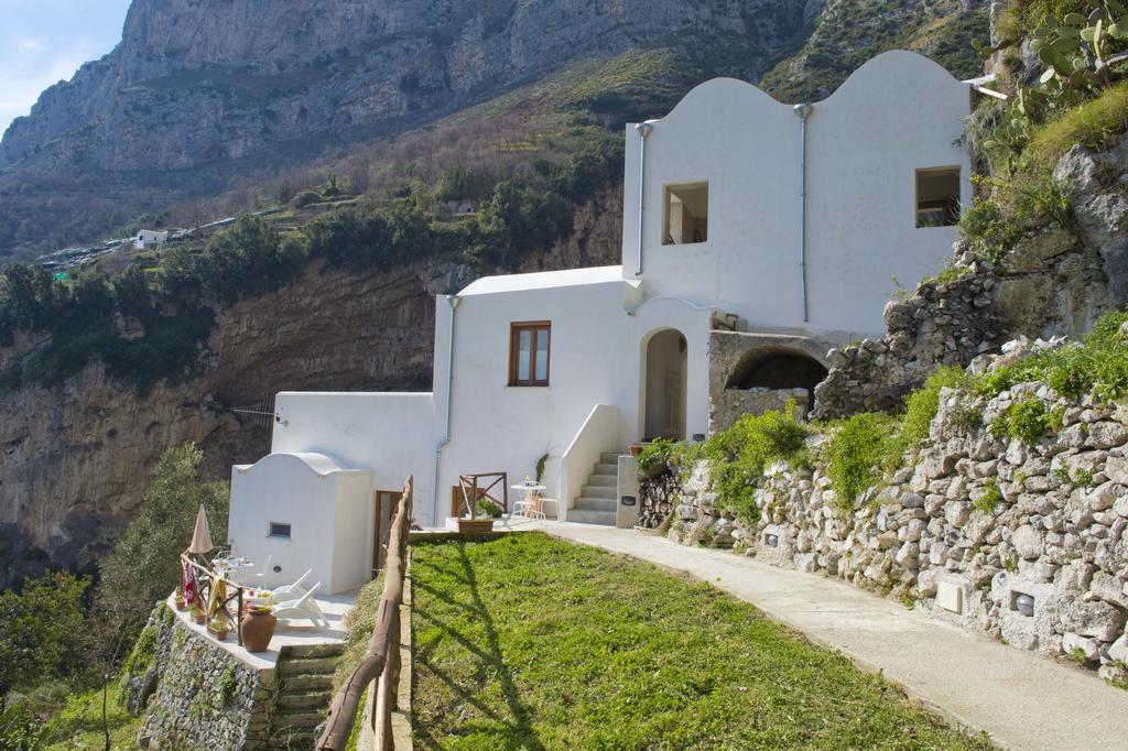 La Scivitella Villa Amalfi Room photo